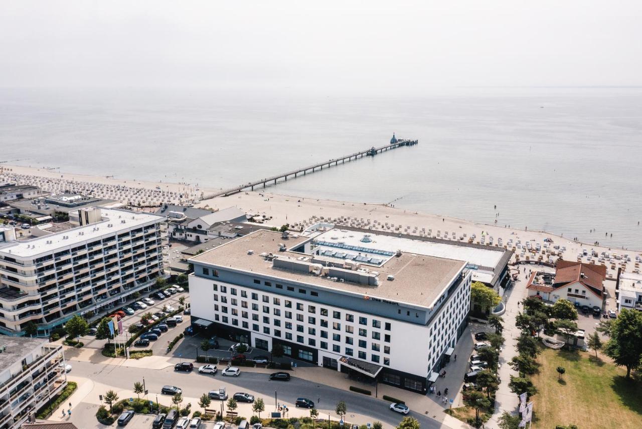 Aja Groemitz Hotel Exterior photo